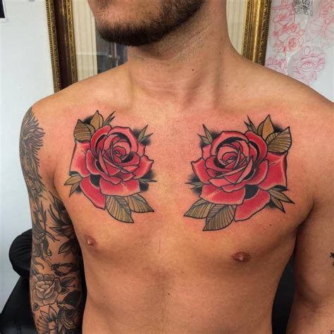 Tatuajes de rosas en el pecho para hombres: Explorando la。